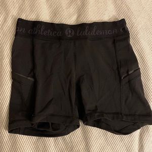 Lululemon short biker shorts